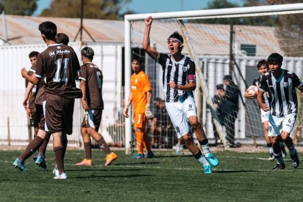 soccer striker celebrating goal